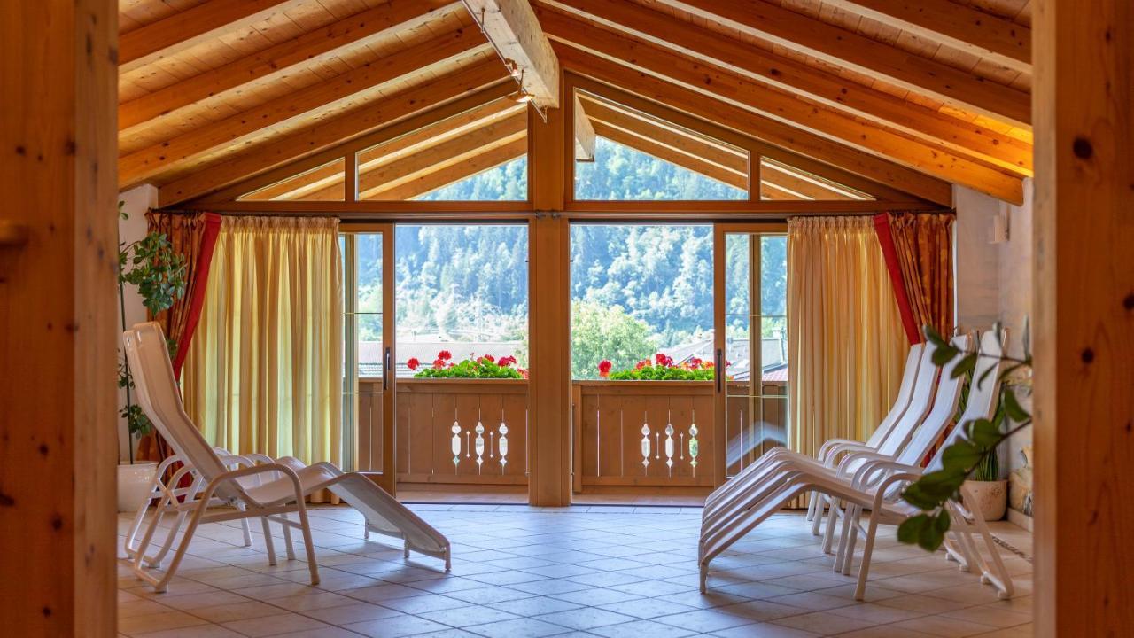 Hotel Garni Elisabeth Цель-ам-Циллер Экстерьер фото