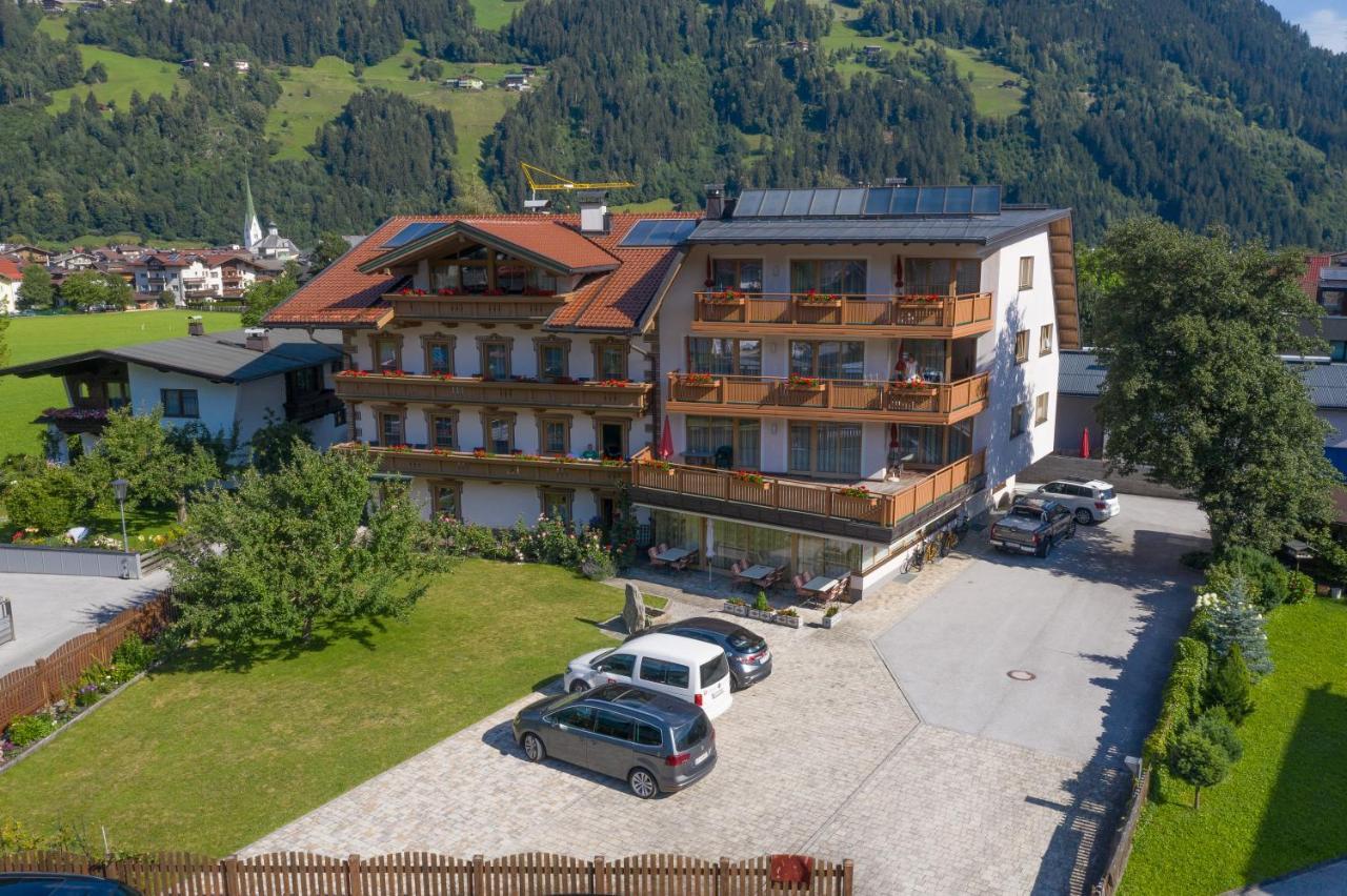 Hotel Garni Elisabeth Цель-ам-Циллер Экстерьер фото