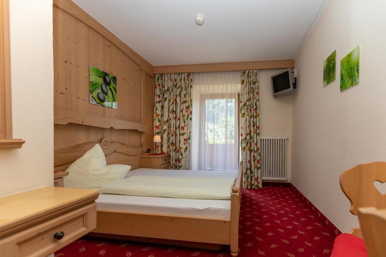 Hotel Garni Elisabeth Цель-ам-Циллер Экстерьер фото