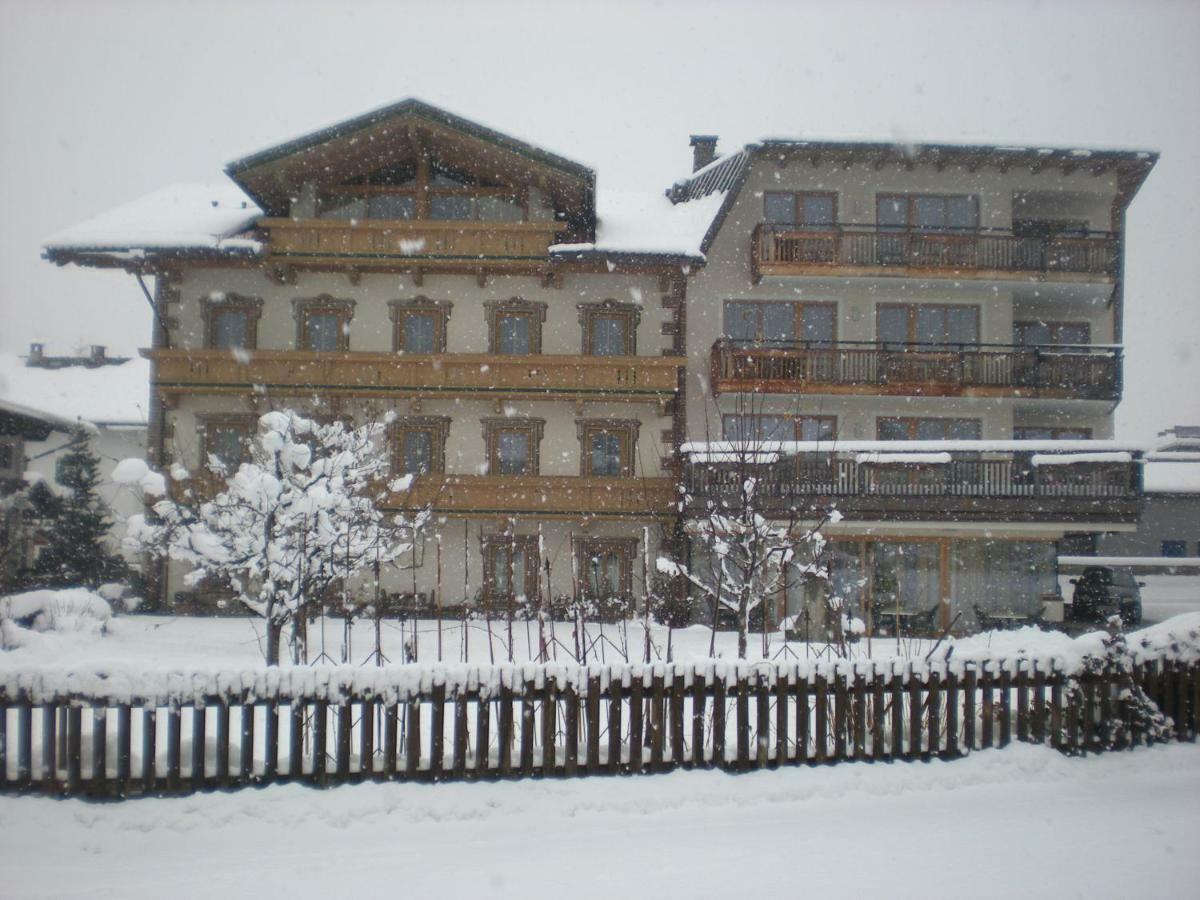 Hotel Garni Elisabeth Цель-ам-Циллер Экстерьер фото